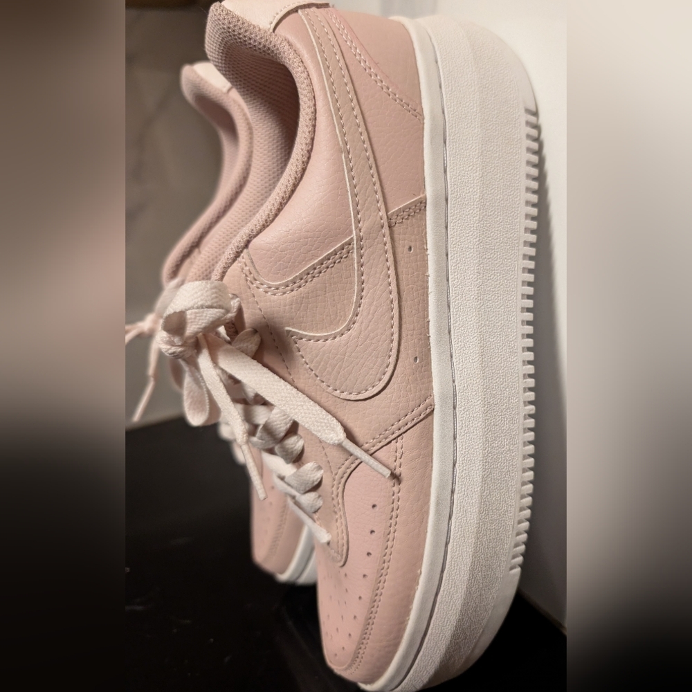 Nike Court Vision Alta LTR Platform Sneakers Size 10 Like New MSRP 94.99 - Picture 7 of 11